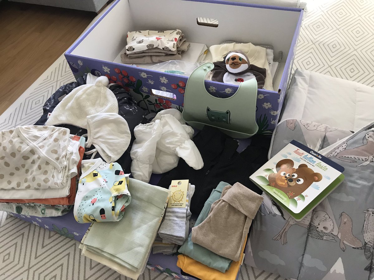 Maria_Kauko's tweet photo. Excited about the arrival of the #maternitypackage 🤩 - one of the best Finnish social innovations: around 50 items offered to every expecting mother to help parents take care of the newborn 👶🏼! #äitiyspakkaus https://t.co/fzzD4SvJul https://t.co/KfCIXPQBWd