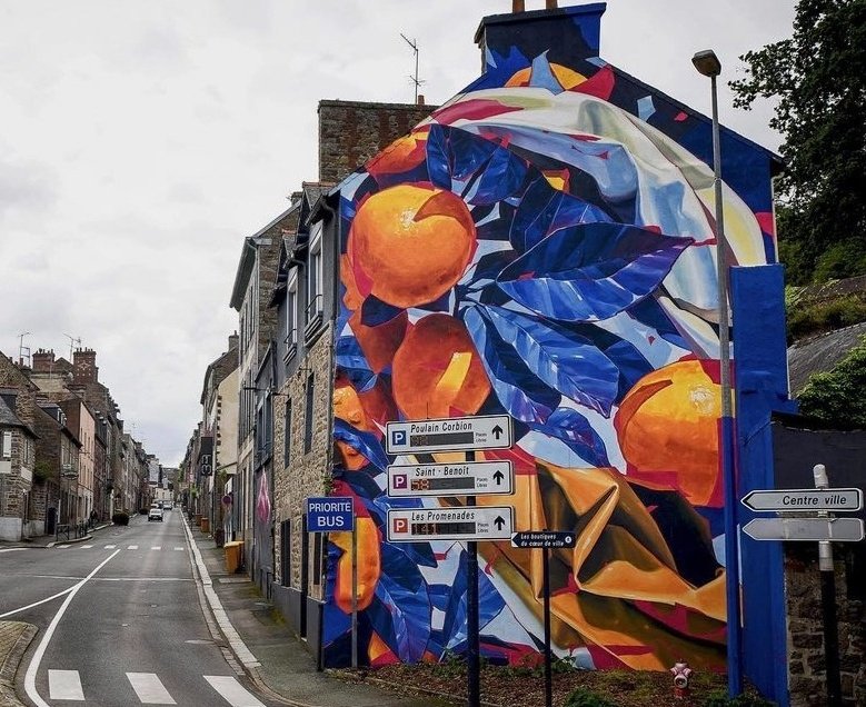 'L'oranger' by French Ratur for Just do Paint Festival 2021 in Saint-Brieuc, France #raturone #justdopaint #saintbrieuc #streetart #lamolinastreetart 📷 by @jj22photo via bit.ly/3jzGHxq