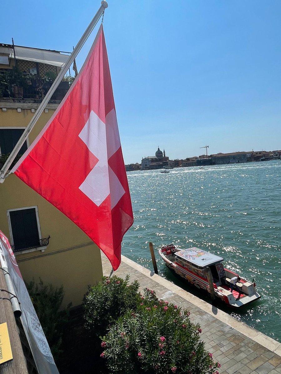 HMbyrepower's tweet photo. Tappa a @pal_Trevisan per Repowerᵉ, la barca full electric di @Repower_Italia. 
📸 Non perdete la mostra fotografica #NessunEscluso di @TassoPhoto. 
🗓 Fino al 17/9 
a cura di Adelina von Fürstenberg, organizzata dal Consolato di🇨🇭a Venezia con ART for The World https://t.co/yD8gnaMK10