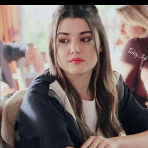 ورسائلُ الروح لاساعي بريد لها       
مهمــا كان الطريقُ طويلٌ ...

فهي تــصــّلُ...🎼💛