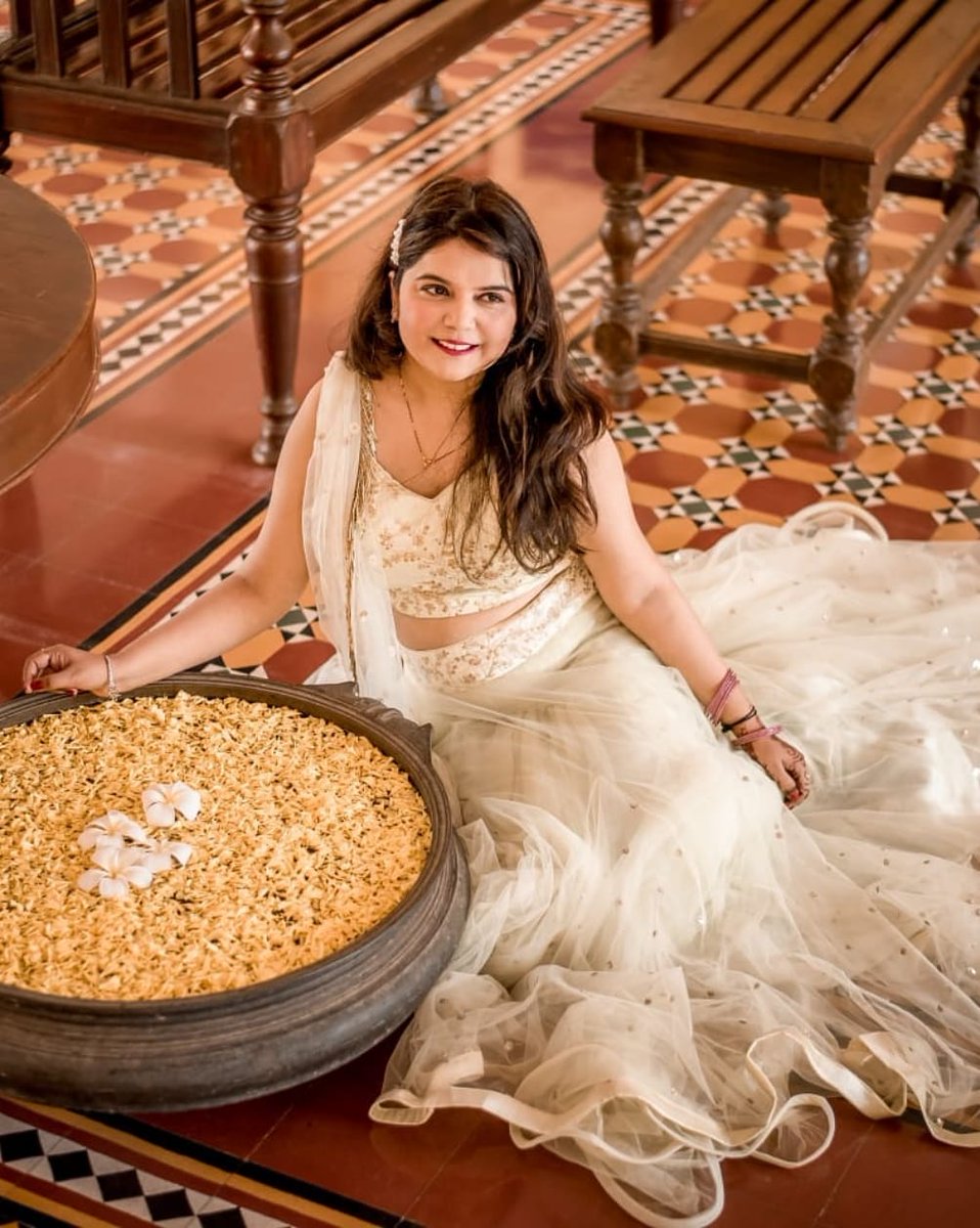 lokasoapp's tweet photo. The strength that a woman holds is beyond every other form of strength present 🥰😍✨

Here are some of our gorgeous ladies, we had the pleasure of capturing on their favourite occasions💖

BOOK YOUR SHOOT TODAY
Contact us: +917057541577 https://t.co/8Czgm8Fvr9