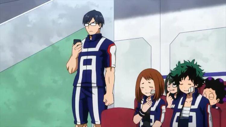 togaahimiko's tweet photo. Normal people when their phones ring and Iida when his phone rings- https://t.co/ysCuV2NHV9