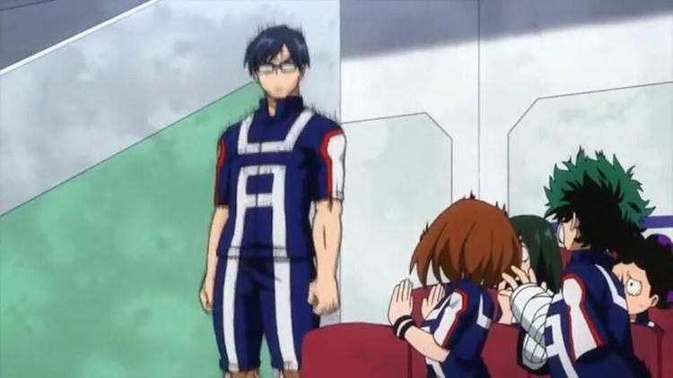 togaahimiko's tweet photo. Normal people when their phones ring and Iida when his phone rings- https://t.co/ysCuV2NHV9