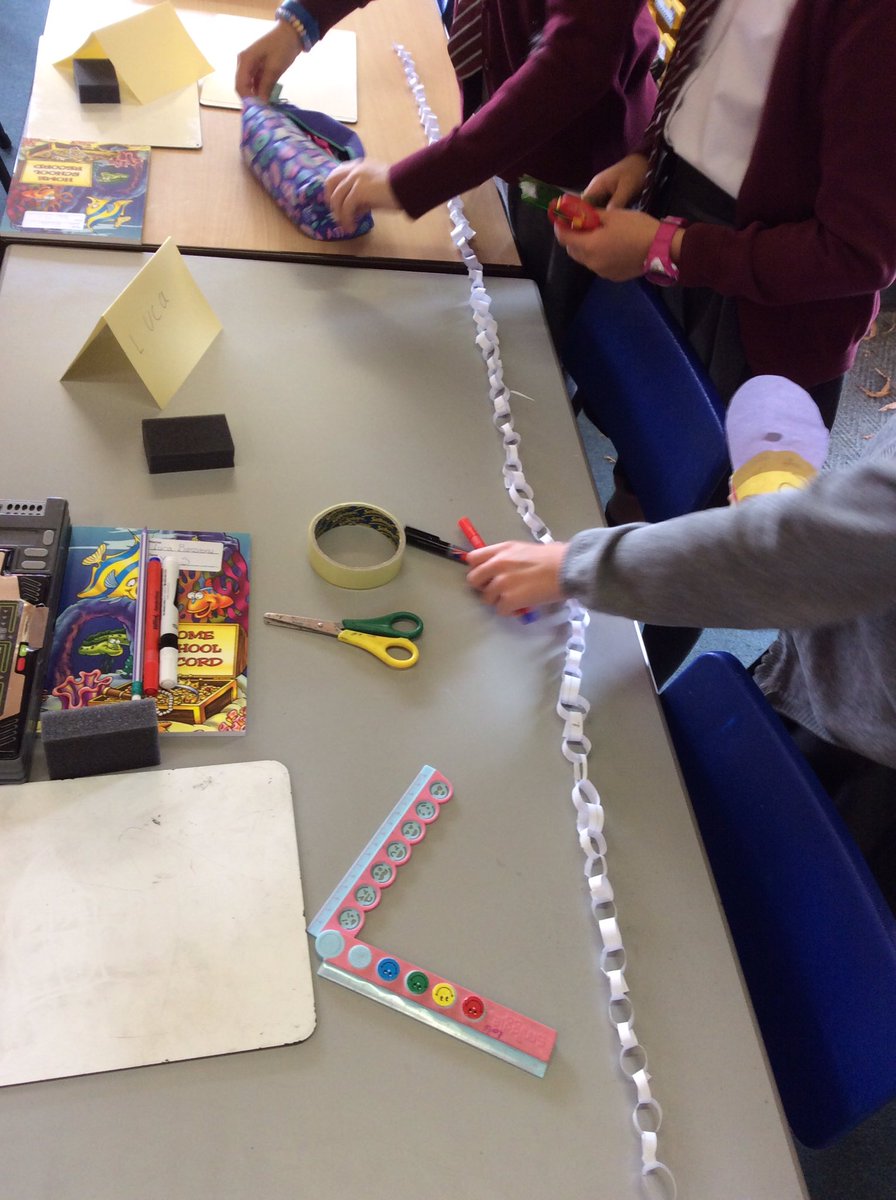 MrsTaylorBH's tweet photo. Team building activities in year 5! I am so impressed with the teamwork going on! #Busheyheath https://t.co/gspSo5fX5T
