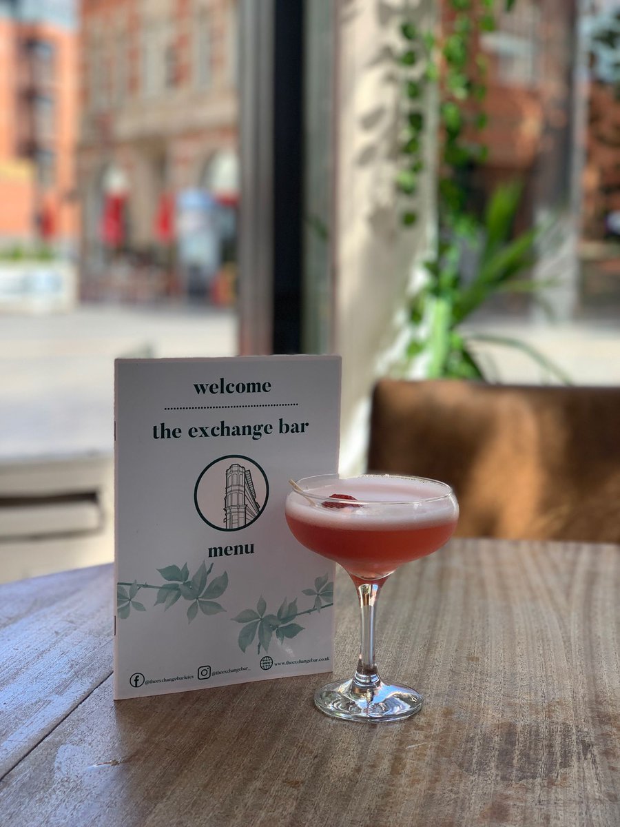 be_lavie's tweet photo. Recently popped by the #theexchangebar #leicester and had one of their Vegan Platters including vegan scotch eggs by Noni’s Family Kitchen, olive oil, balsamic vinegar, olives, bread, sundried tomatoes washed down with a Centre Court! Delicious!
@VisitLeicester @DiscoverLeices https://t.co/NoSUsaDPUB