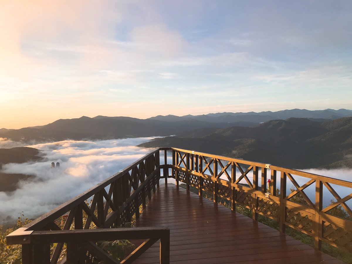 haptravel_tw's tweet photo. 星野リゾート トマム 4選
✔️ Cloud Bar
✔️ Sky Wedge
✔️ Cloud Walk
✔️ Cloud Pool
#hokkaidolove #hoshinoresorts #tomamu #星野リゾート #トマム #hoshinoresortstomamu #星野リゾートトマム #risonare #risonaretomamu #リゾナーレ #リゾナーレトマム #unkai #unkaiterrace #雲海 #雲海テラス https://t.co/0k8Iv7vEq1