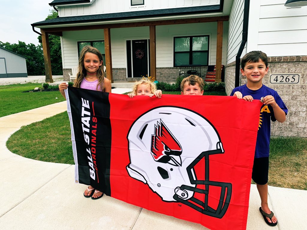 _MatthewCBrown's tweet photo. It’s Gameday! 🏈 
#BallState #RunItBack #1AAT #WeFly #ChirpChirp #DancingCharlie https://t.co/EasXLLnqUR