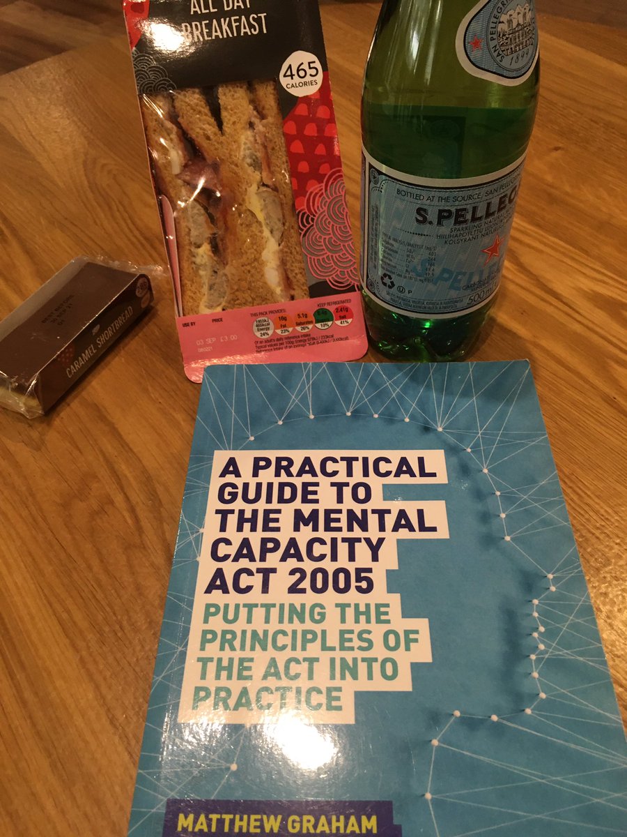 asifamhp's tweet photo. It’s been a while & it’s all glamour *not #AMHPtrip #AMHPAdventure with @MattHGraham & @jakkicowley #CPDonTheGo #MCA #BIA #DOLS ✈️☘️ https://t.co/KG8ZU7wqXt
