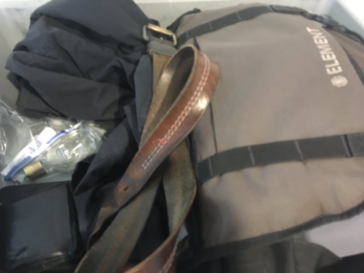 asifamhp's tweet photo. It’s been a while & it’s all glamour *not #AMHPtrip #AMHPAdventure with @MattHGraham & @jakkicowley #CPDonTheGo #MCA #BIA #DOLS ✈️☘️ https://t.co/KG8ZU7wqXt