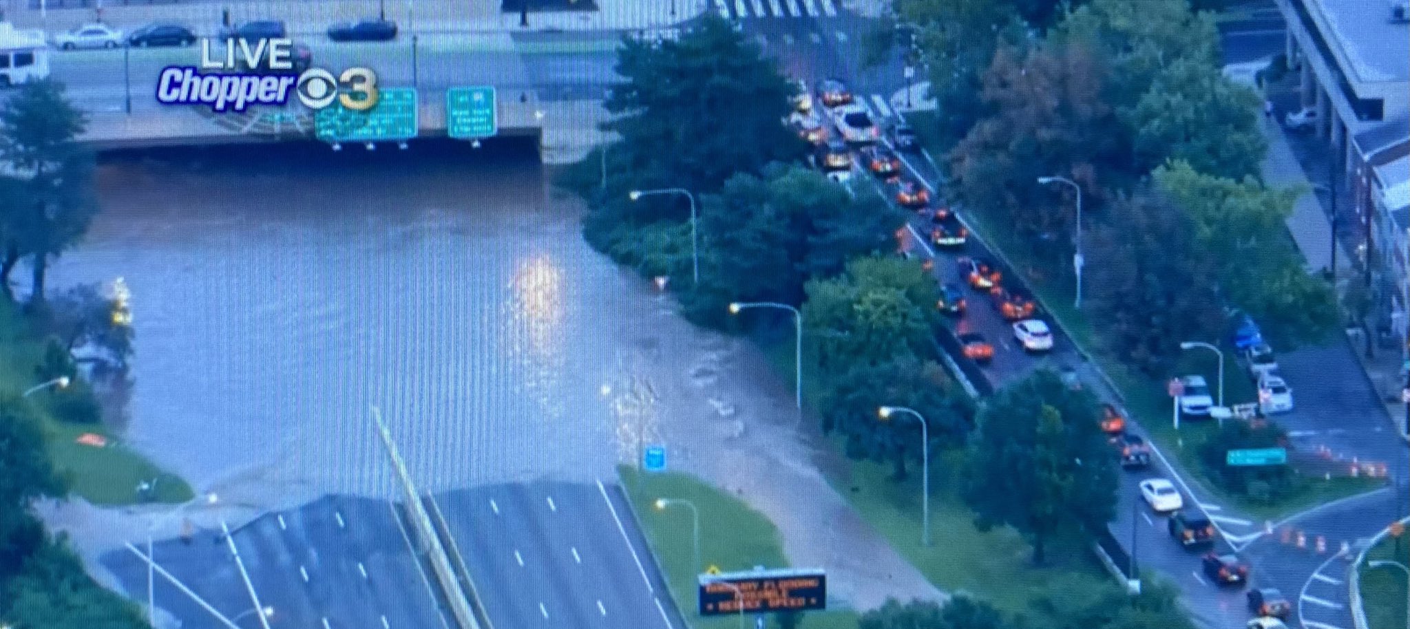 Jacqueline Jewell on Twitter "BREAKING CHOPPER3 is live over this massive flooding on the