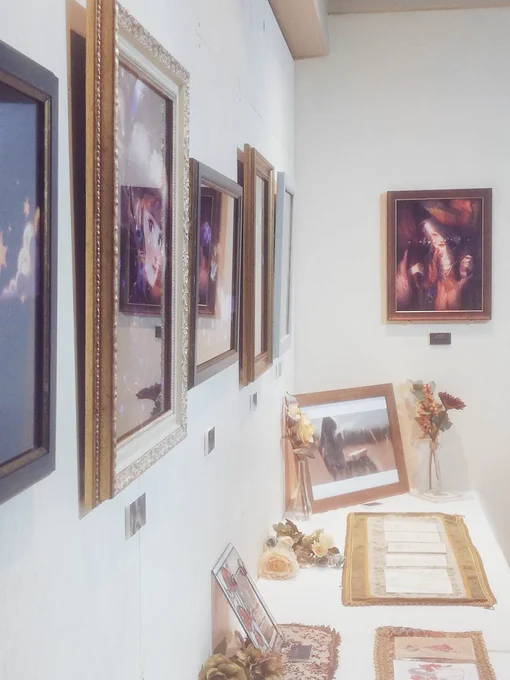 無事搬入が終わりました🤲🤲
明日から、個展「星が見た夢」が始まります。
いろんなこだわりを詰めた展示となっていますので見に来ていただけたら幸いです☺️
感想は #星が見た夢 で呟いていただけると嬉しいです🌌🌟 