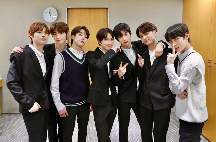 binntang0210's tweet photo. Kalian pasti bisaa,ayo semangat engene sllu ada buat kaliann 💪❤️
ni-ki sama sunoo jaga kesehatan yaa❤️ #AlwaysWithENHYPEN https://t.co/PHcyIH9bqW