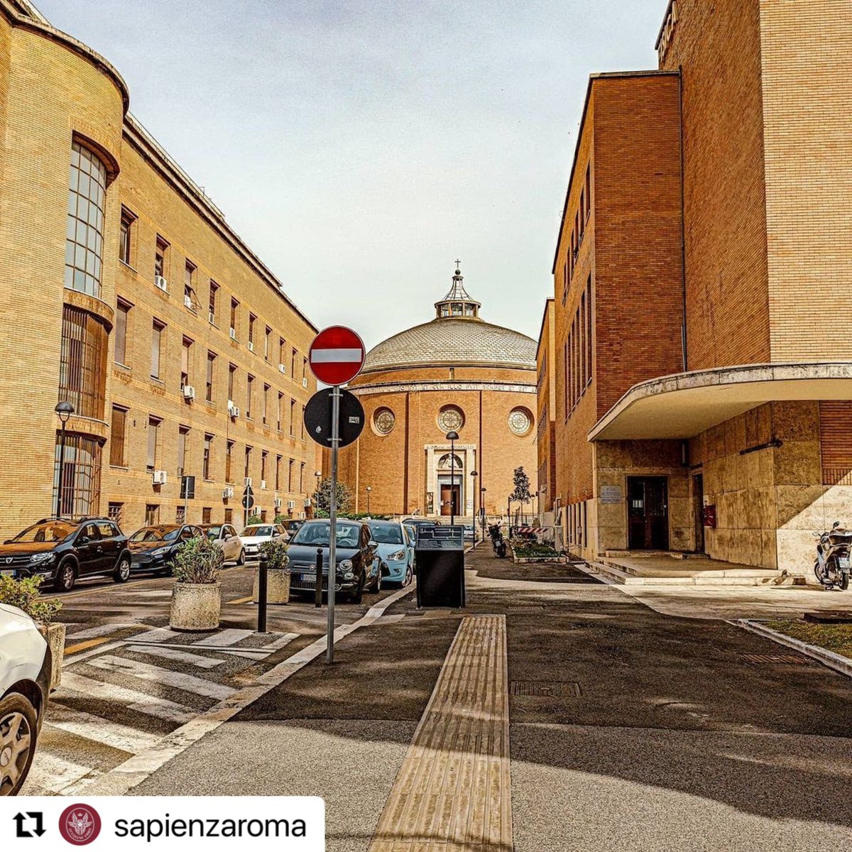 🌄 #Buongiorno Sapienza e buon #2settembre!

[studiare alla Sapienza ➡️ orientamento.uniroma1.it]

(foto da Instagram.com/SapienzaRoma di @tinyshellhardsoul, credits: Instagram.com/p/COeHDYeHegI/)