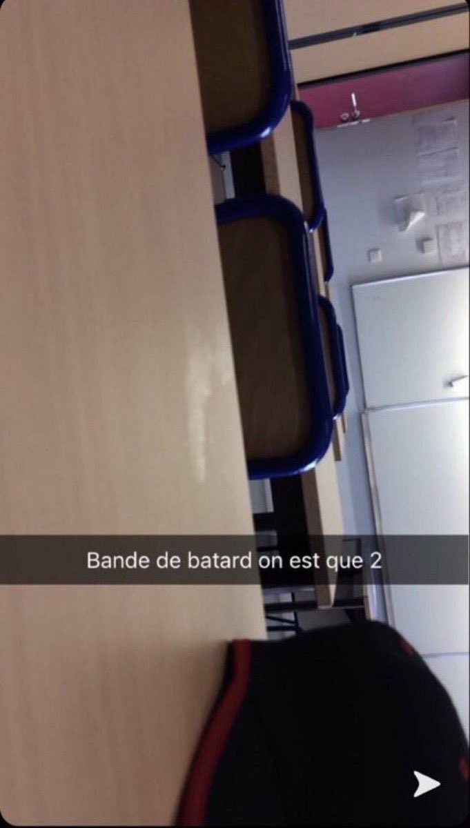 maximelmne's tweet photo. @PessiREVOLUTION Les pessi sur Twitter en ce moment https://t.co/e1Bn6blbCc