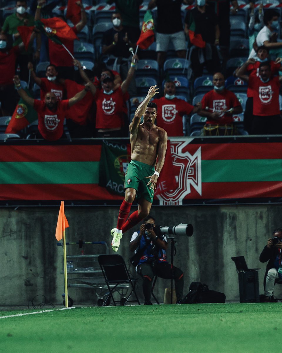 OtiAdjei's tweet photo. I love this kind of sports photography https://t.co/0f6q9JIw5Q