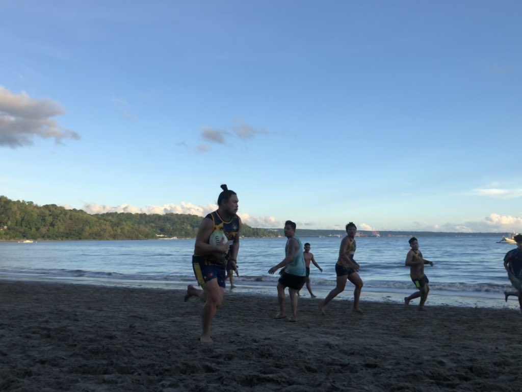 JovanMasalunga's tweet photo. Love playing, love coaching, love managing.
#itsmorefuninthephilippines #PlayerCoach #PlayerManager #CaptainJet #DirectorJet #coachlife #rugbylife #livingthedream https://t.co/l9ghNybRaF