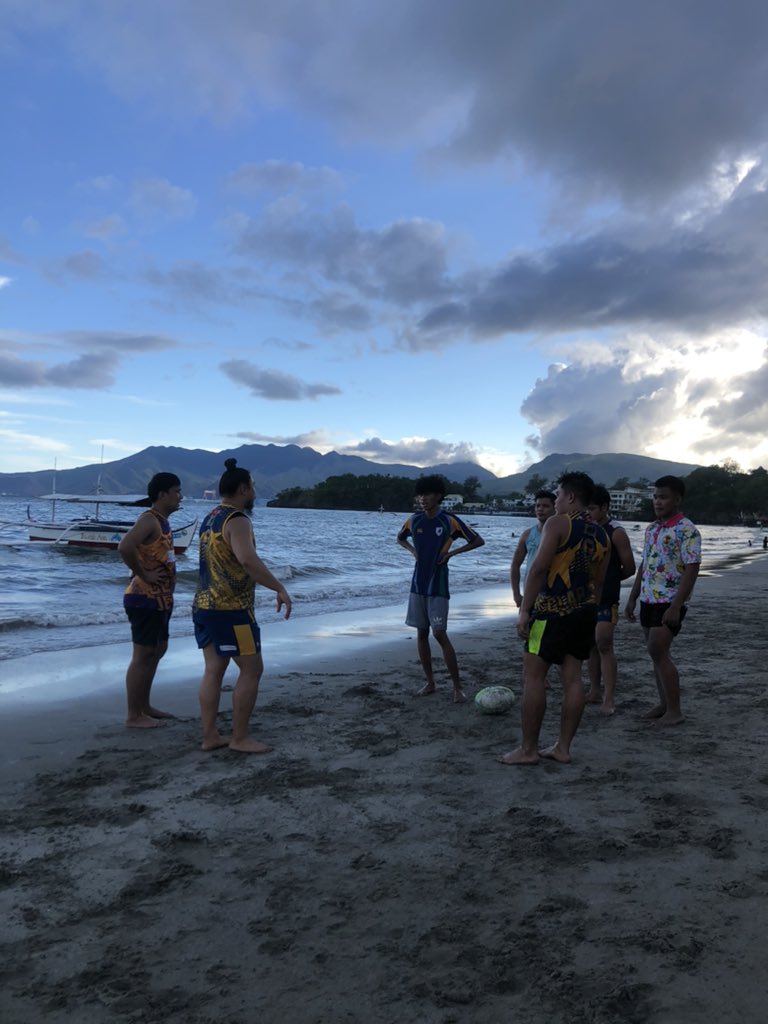 JovanMasalunga's tweet photo. Love playing, love coaching, love managing.
#itsmorefuninthephilippines #PlayerCoach #PlayerManager #CaptainJet #DirectorJet #coachlife #rugbylife #livingthedream https://t.co/l9ghNybRaF