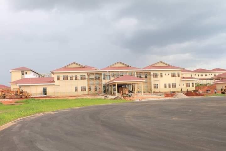The current state of the Afari Hospital under Nana Addo Dankwa Akufo-Addo. Please disregard the propaganda suggesting that the hospital is abandoned.

#ProtectingTheLegacy 
#ForwadTogether