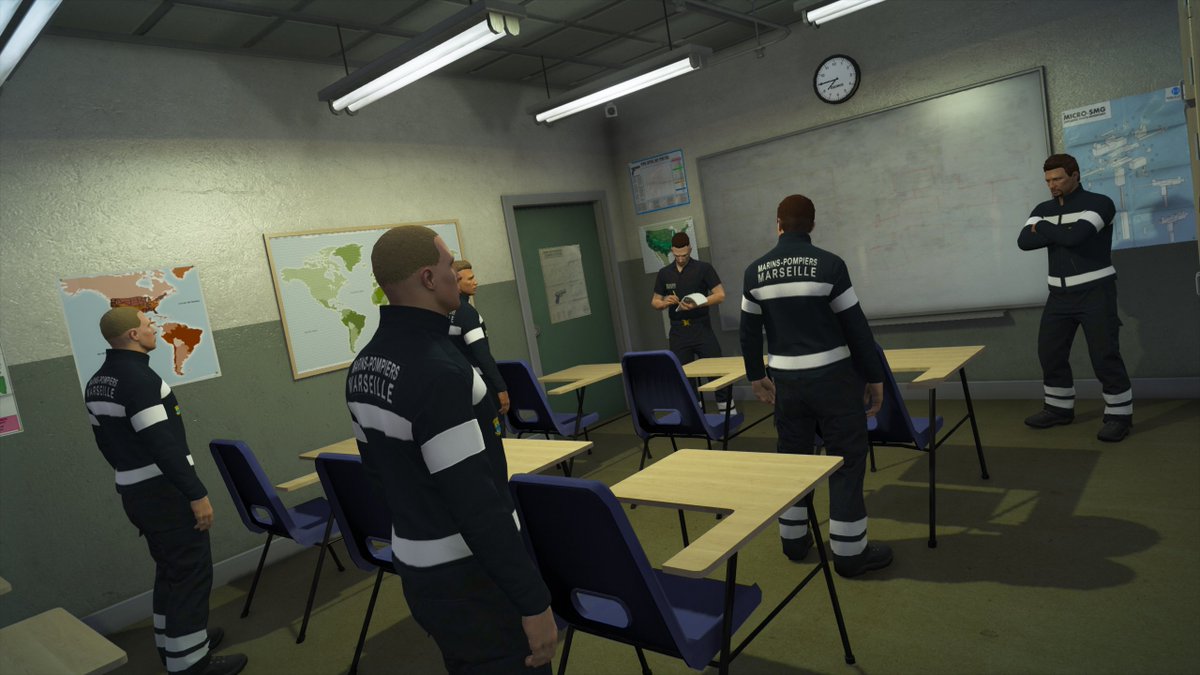#RentréeScolaire 7⃣ Officiers PN et BMPM sont actuellement en formation. 

Ils disposent de plusieurs heures de cours pour valider leur formation et devenir chefs de services sur les pôles de simulation <a href="/StudiosDCPJ/">STUDIOS DCPJ 🇫🇷🇪🇺</a>. 

#SIMULATION