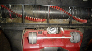 ThingsINLFMyMom's tweet photo. Keep your vacuum working longer! Tips here-->
https://t.co/58sRdViP1j
#Cleaning #TipsandTricks #HowTo #thursdayvibes https://t.co/YJH7sEpFaq