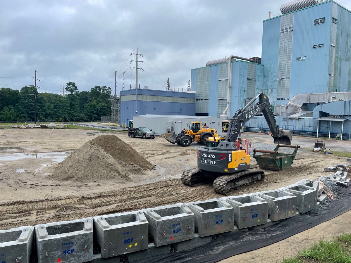 ggreeneconst's tweet photo. GGC Site Division is preparing this site for a substation expansion at Taunton Municipal Light Plant. https://t.co/OSulH63s6W