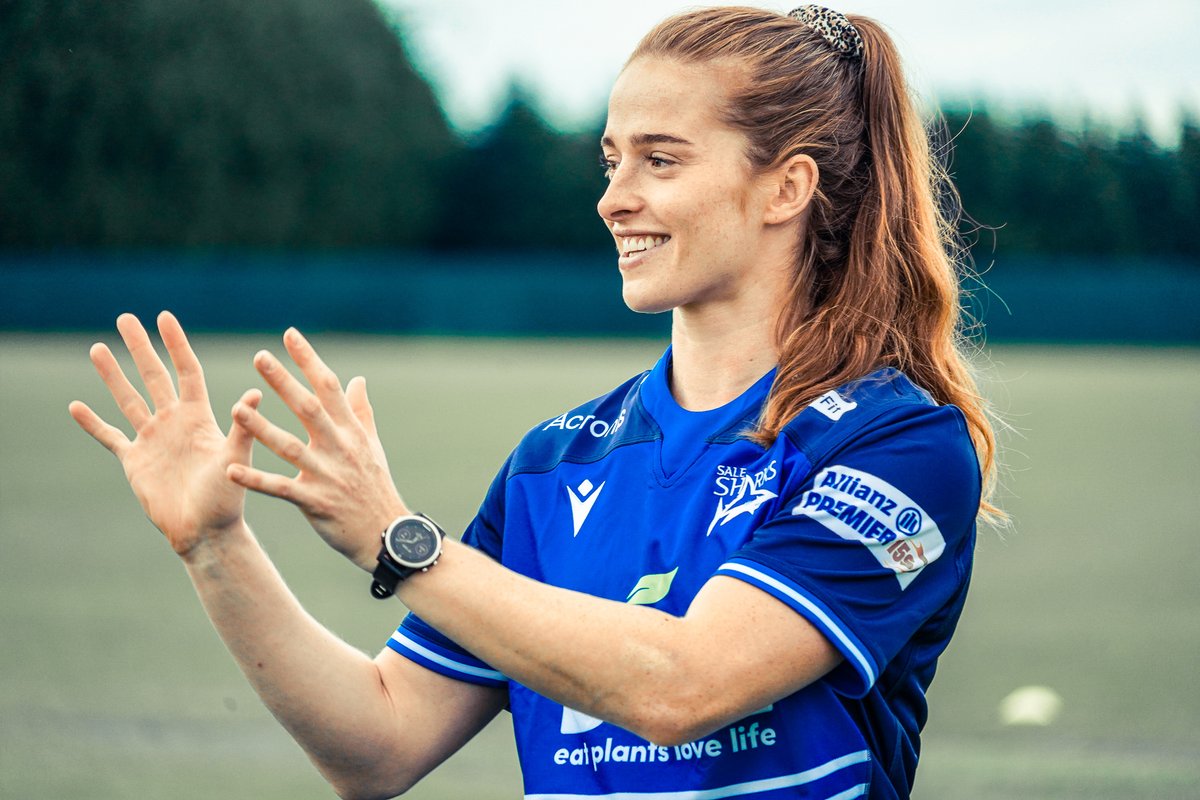 𝙎𝘼𝙇𝙀 𝙎𝙃𝘼𝙍𝙆𝙎 𝙓 𝙈𝘼𝘾𝙍𝙊𝙉

Here is your 2021-22 <a href="/MacronSports/">Macron</a> Home Shirt 👇

You can see it in all it's glory at the Corpacq Stadium this weekend!! 😍

#FabricOfTheNorth