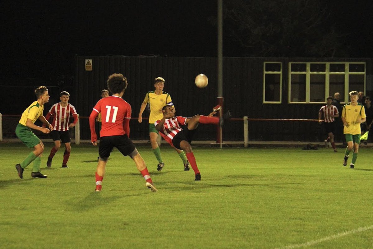 PrestwichHeysFC's tweet photo. LATE RALLY SWEEPS HEYS YOUTH TO CUP VICTORY - match summary as                  Nick Simister’s side clear first hurdle in FA Youth Cup thriller https://t.co/uCAIJSHnXy https://t.co/ylPQzmq6wf