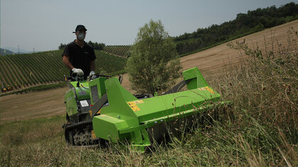 UkMerlo's tweet photo. Thanks to the introduction of the Cingo, Merlo has entered a new and promising market, the one for the transport of materials over short distances #merlo #merlotelehandler #telehandler #telescopic #betterbeinggreen #livingthegreendream #innovation #comfort #safety https://t.co/hHZtDfFZR7