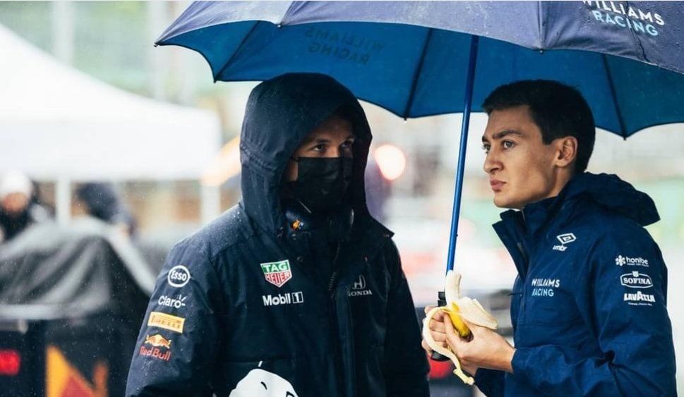 missnorris_4's tweet photo. Could we be seeing Alex Albon in the Williams kit soon? Rumors have it that Alex is being considered for a seat at Williams to replace George Russell should George go to Mercedes next season. What do you think? #f1 #alexalbon #georgerussell #driverlineups https://t.co/GNMBn5RO5W