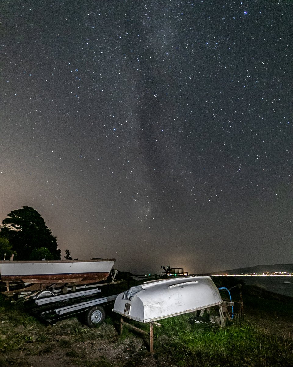 Jamie90photo's tweet photo. "The Universe is under no obligation to make sense to you 🌌"

A great night spent under the Milky Way at Inverkip Beach last night 😍🌌!!

#inverkip #inverclyde #scotland #milkyway #Astrophotography https://t.co/VzoXB0w9RJ