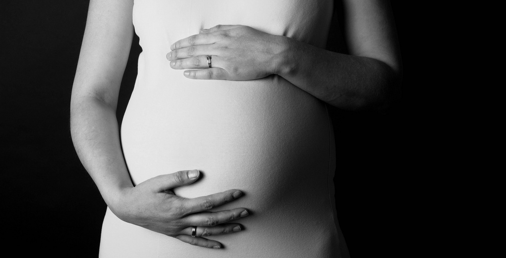 COIBarcelona's tweet photo. El 22/9 al #webinar de la Vocalia d'#InfermeriaPediàtrica parlarem de l'acompanyament en el procés de #dolperinatal amb la infermera @Palomeirs (@SJDbarcelona_ca), l'infermer @Xavi_bioethics  (@vallhebron @SCBioetica) i la psicòloga sanitària Rosa Moyano https://t.co/txeS8KLPUW https://t.co/RtRqh9OnqS