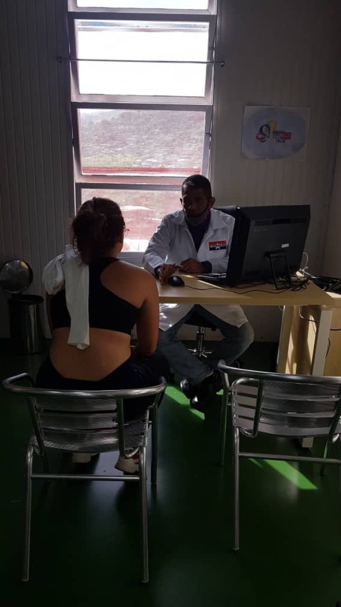 Trujillo_MRT's tweet photo. #BrigadaMédicoTupamaro || El trabajo en colectivo es un elemento fundamental para el logro de los objetivos planteados, debemos pensar las tareas y responsabilidades en colectivo es construcción de partido consiente y revolucionario solo así avanzaremos #Bolivar https://t.co/AfvwUqTHGC