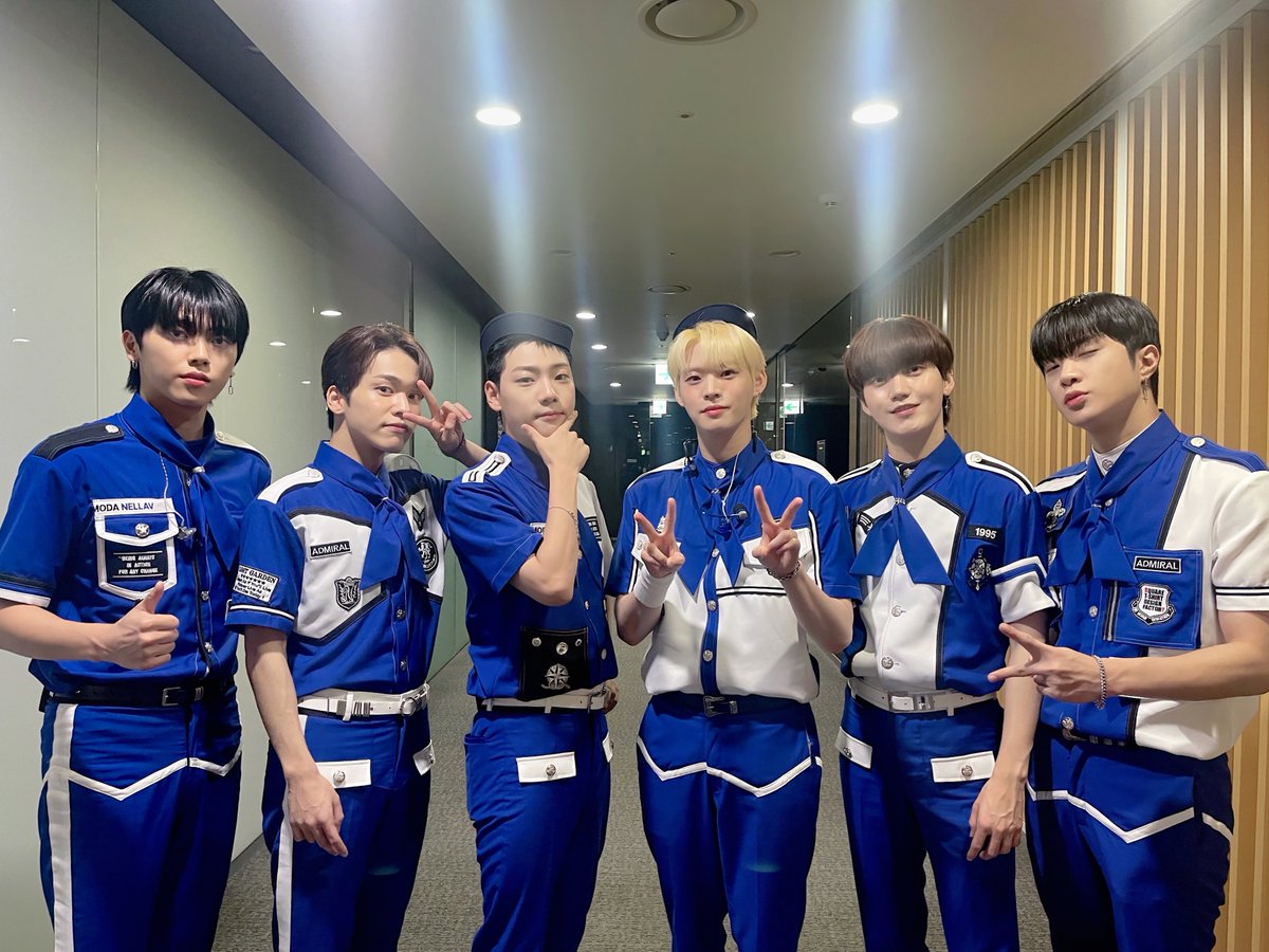 ONF_offcl's tweet photo. [#LightONF] 21.09.02 엠카운트다운 📸

계절이 지나가도 온앤오프와 퓨즈의 맘 속은 언제나 여 름😆💙

#온앤오프 #ONF #여름쏙 #POPPING https://t.co/FuGo1IoukX
