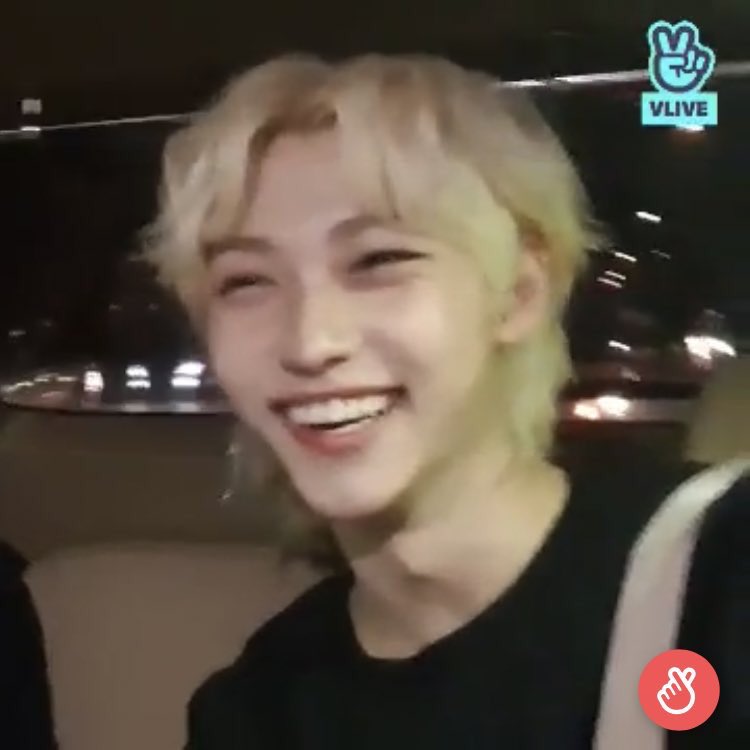 linopikudo's tweet photo. o felix tem o sorriso mais lindo desse mundo, apreciem https://t.co/azymTVCdqa
