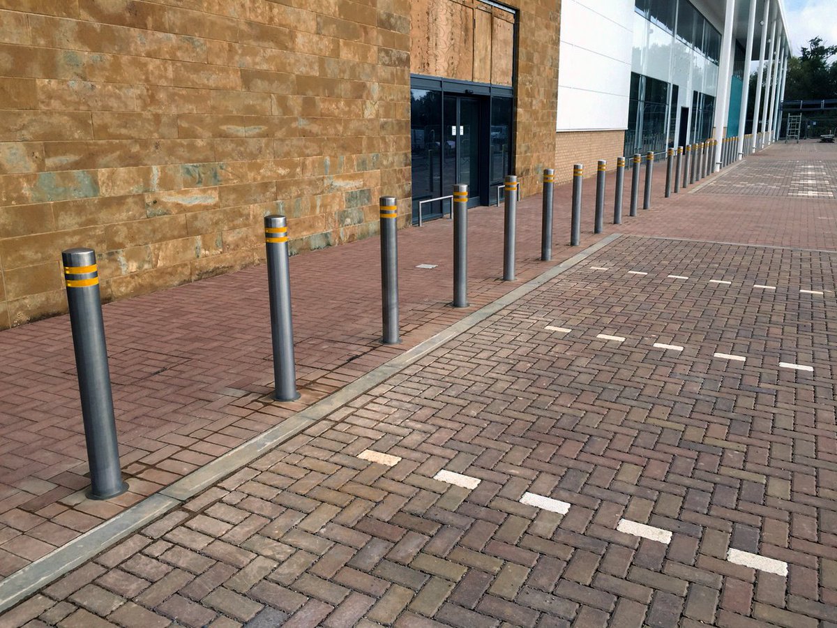 LtdQ50's tweet photo. By investing in high-quality bollards for your #construction project, you invest in the ultimate protection for public footpaths and building structures. Our bollard ranges are perfectly designed and manufactured to withstand extreme vehicle impact - https://t.co/dTuSMJipbn https://t.co/nqSBpUZEzj