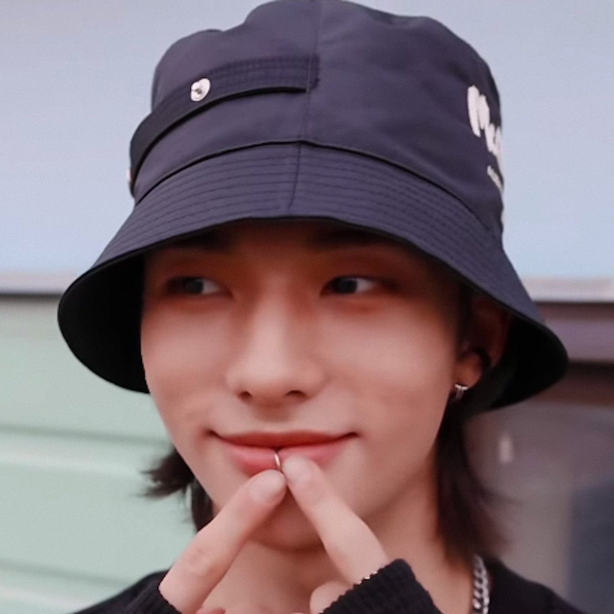 FAlRYHWANGG's tweet photo. mini🐙🍄🍓 https://t.co/ouvo9dPfgO