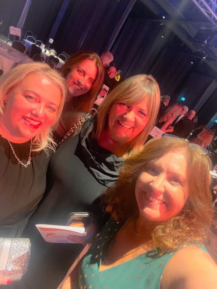 GrindrodSue's tweet photo. @insidernwest @MiriInsider great to be back in Liverpool and proud to be a judge atthis years awards. So much talent and more to come in 2022! Good to catch up with @JulieJohnson151 @AnneKing07 https://t.co/mwyCIoazEX