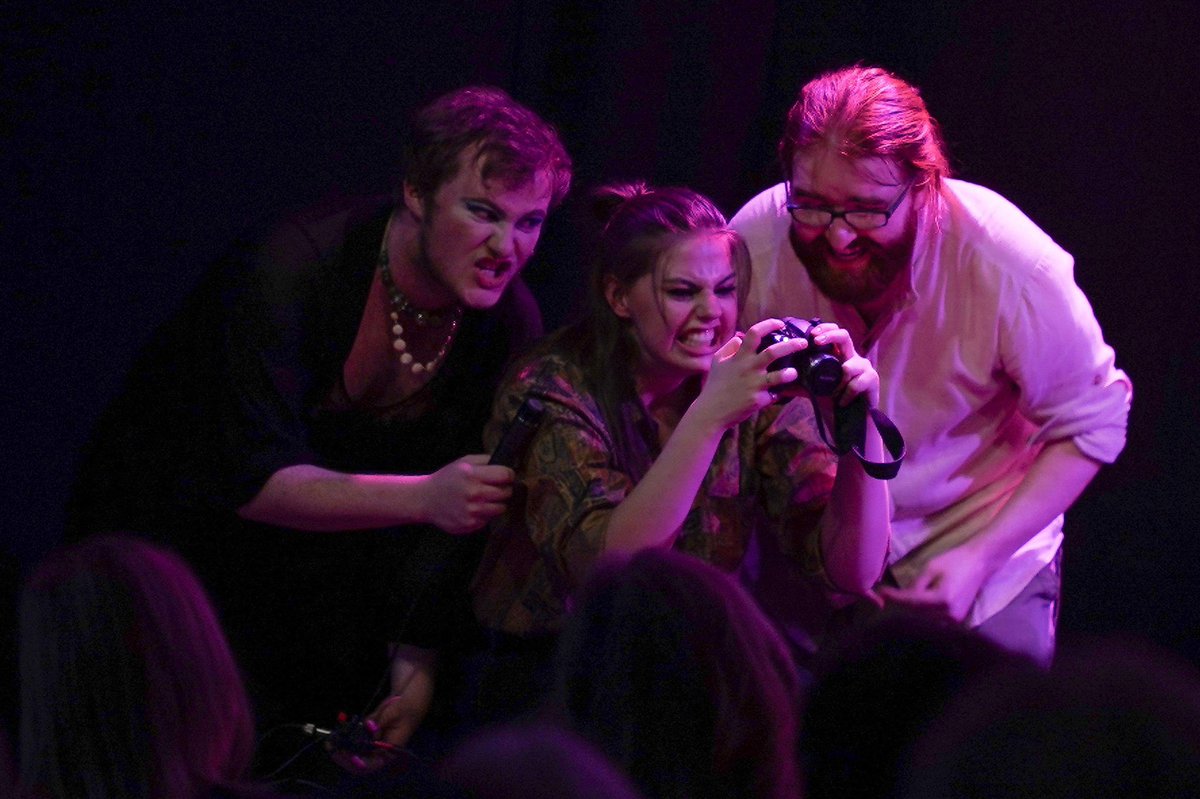 AmyDallasActor's tweet photo. Reflecting on my time at #edfringe this year with @OddlyOrdinaryCo and our production of @MarkRavenhill2’s ‘pool (no water)’. Enjoy these pictures from @rcunninghamfilm https://t.co/2UUzqrv7xD