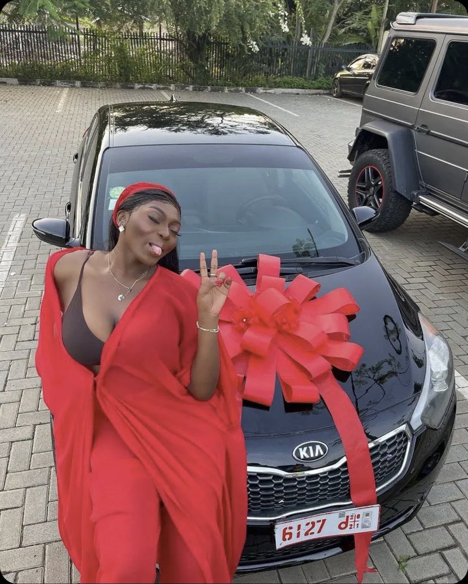 DBLACKGH's tweet photo. Family look out for each other so that’s that ! Congrats @s3fa_gh ! U deserve this &amp; more !! Let’s give them the next tune loading September …! That one be Mercedez way ! ✔️🚘  Love ! #BAM https://t.co/fOCVGOw8b3