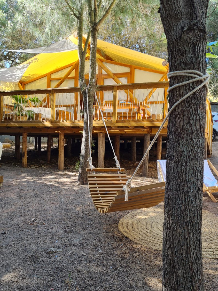 TurismoAND's tweet photo. 📢 Destacamos el papel del #gampling para diversificar la oferta alojativa de la provincia de #Cádiz.

✅ DT @maruhermon_cs ha visitado el camping Paloma de Tarifa, que cuenta con esta nueva forma de alojamiento.

🗣 “La innovación es clave para que el sector siga creciendo" 💪🏻. https://t.co/YnS24Lxz3F