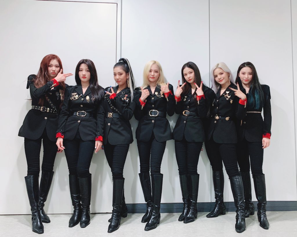 archivehee's tweet photo. ❤
#WeGoUpWithCLC
#Helicopter1Year
@CUBECLC #CLC #씨엘씨 https://t.co/LD4uxY0t9D