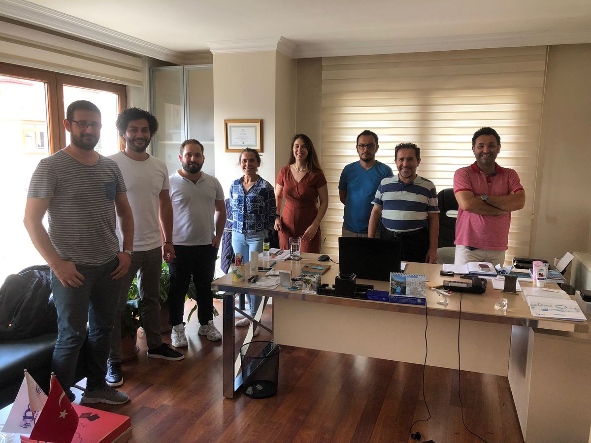 Değerli ekip arkadaşımız Mustafa Bey'in doğum gününü kutladık. #MCSGRUP #CodeMaster #Siemens #mfdstore #mcsotomasyon