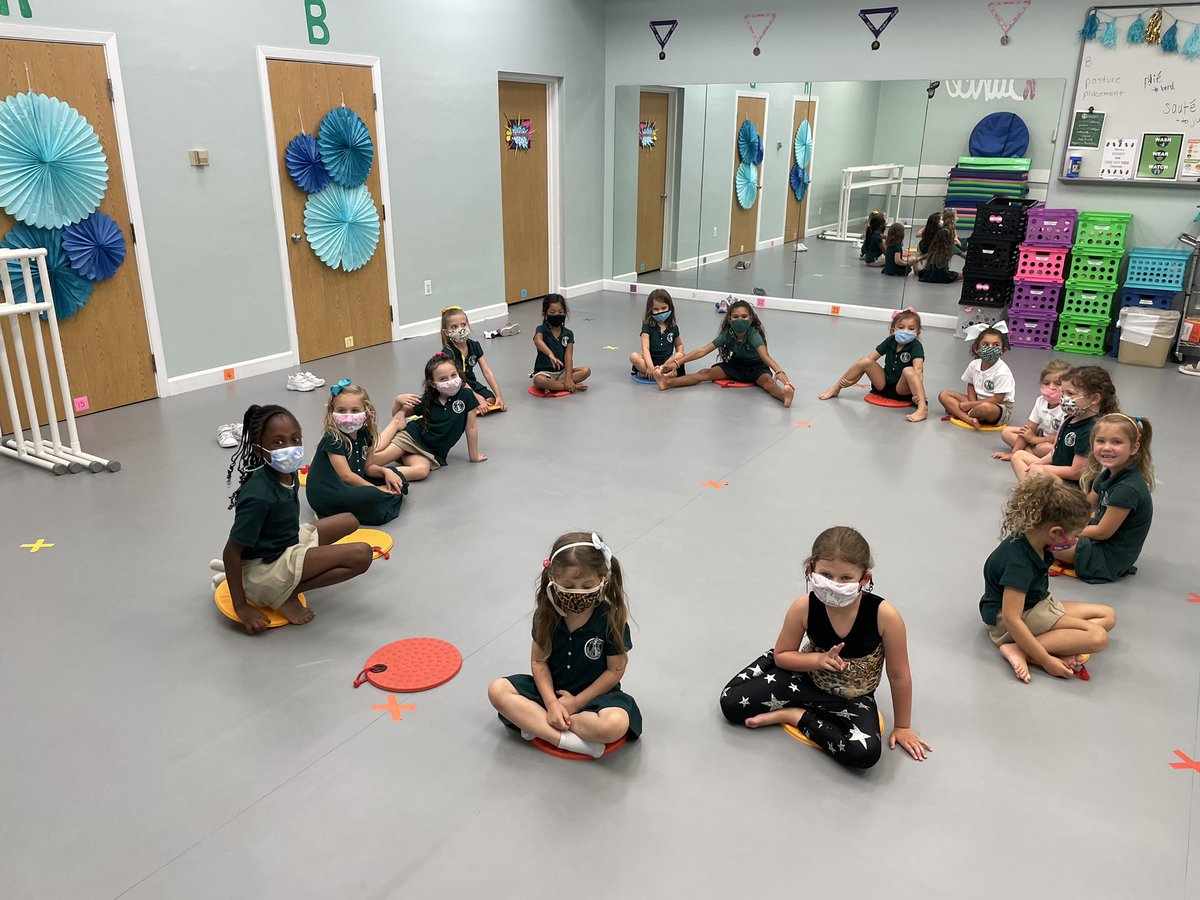 PineCrestAux's tweet photo. Yesterday was the first day of #PCPK and #PCK #PCDance after school! #PCAuxiliary https://t.co/jlScVKVVPe