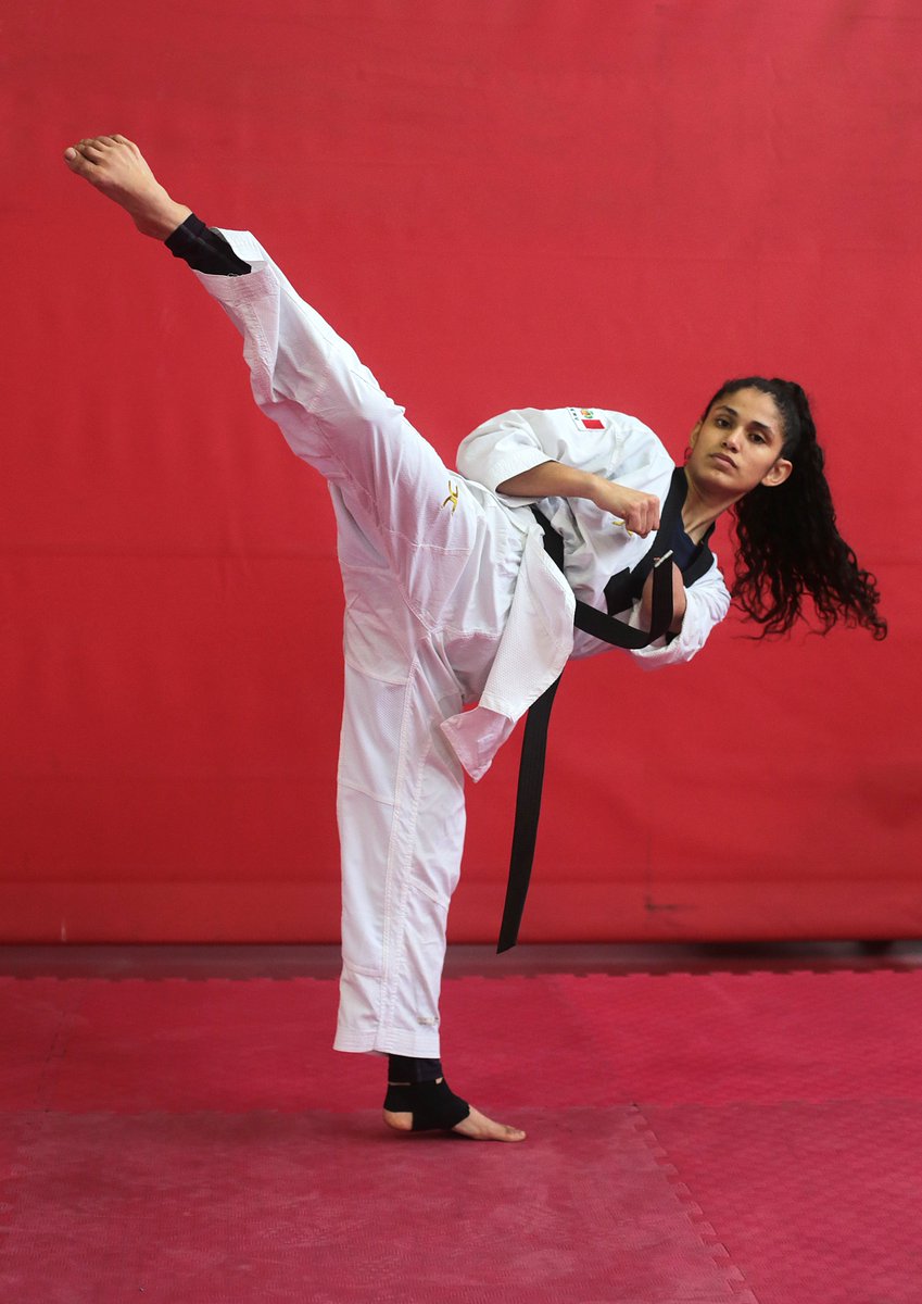Sonqodeportes's tweet photo. #SonqoParalímpico | ¡MEDALLA DE ORO PARA PERÚ!😍

Angélica Espinoza (K44) se consagró campeona olímpica de los -49kg de Para Taekwondo. Venció, en la gran final, 22-11 a Meryem Cavdar🇹🇷.

¡Orgullo peruano!
¡Eres grande, Angélica!
¡Vamos Perú!🇵🇪❤️

📸 @LegadoOficialPE https://t.co/5vuDCDFG4X