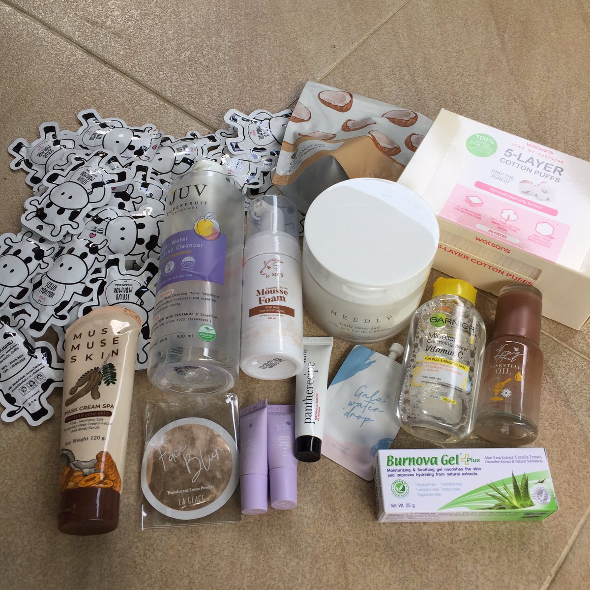 useddreamstuff_'s tweet photo. Sale แบบตาแตกกก🔥
#สครับมอมอ #มาส์กมะขาม #juvcleansing #garnier #น้ำตบผม #msgyb #มูสโฟมนมแพะ #คลีนซิ่งนมแพะ #siblingth #panthemide #pantherecipe #ส่งต่อสกินเเคร์ #ส่งต่อสกินแคร์มือสอง #ส่งต่อสกินแคร์มือ2 #สกินแคร์เกาหลี #yerpall #เซรั่มสตอ #laglace #ส่งต่อเครื่องสําอาง #ส่งต่อคสอ https://t.co/gDfDWB7KnH