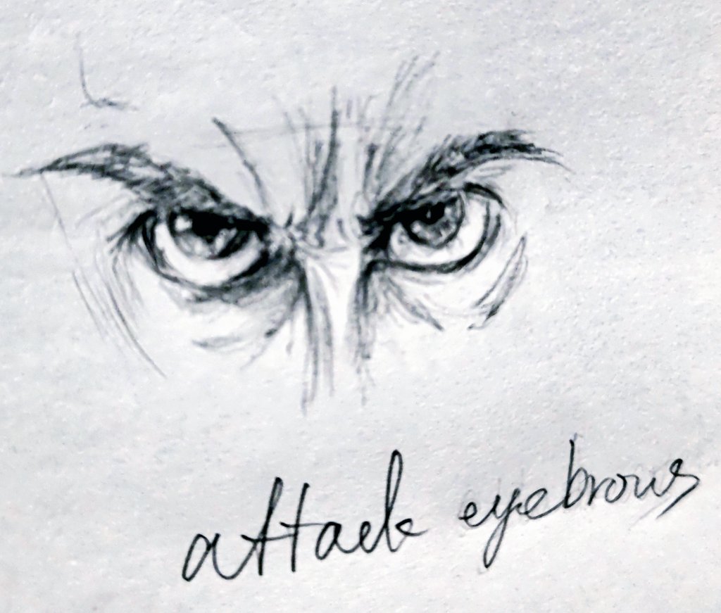 De_CineMaya's tweet photo. 深夜の #attackeyebrows
#TheTwelfthDoctor
#petercapaldi
#DoctorWho https://t.co/o6RmgW8Ief