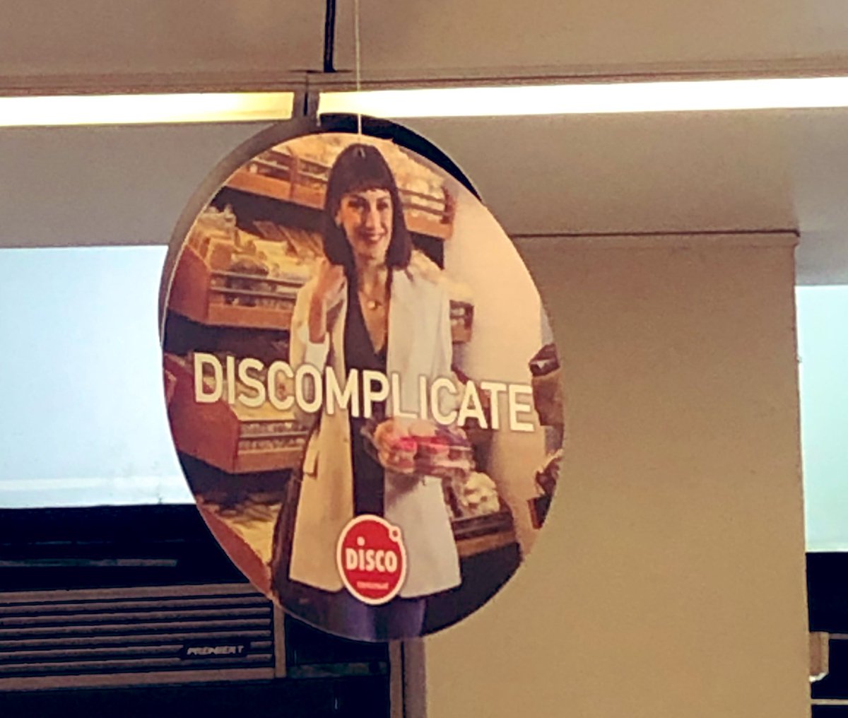 diegogens's tweet image. El gerente de MKT de @discoargentina aprobó esto?