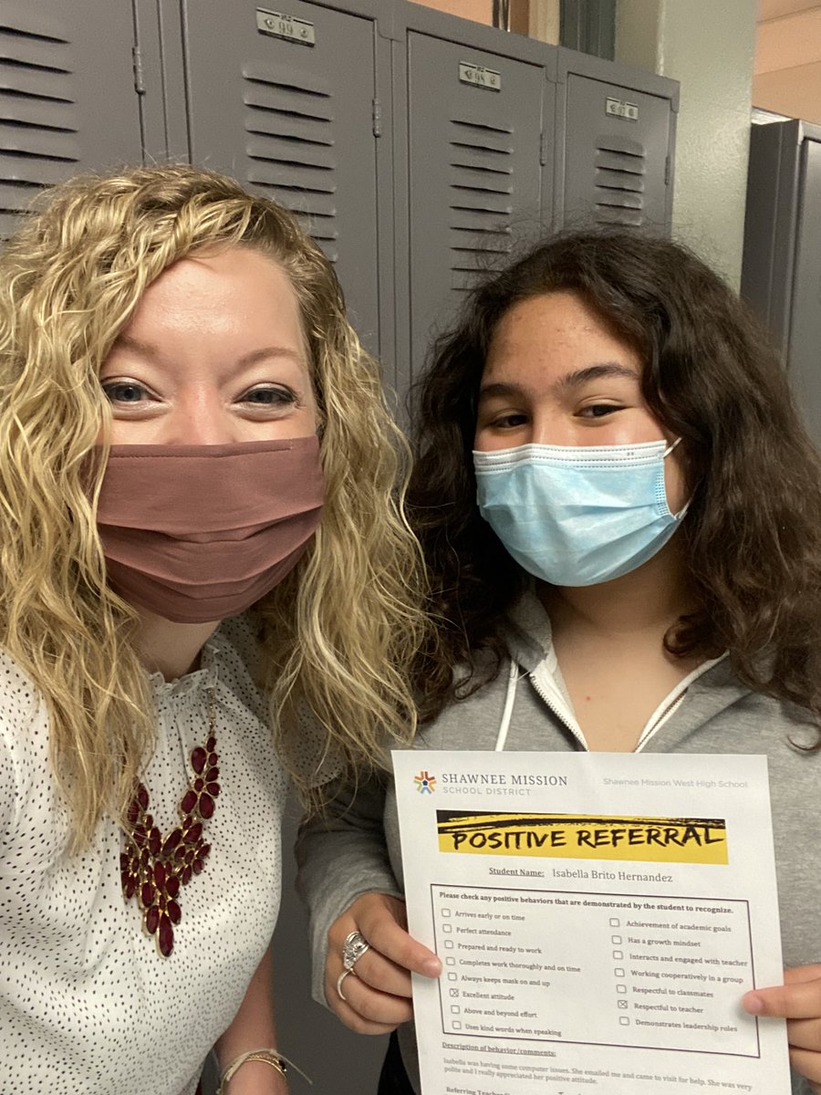 KelleyRCapper's tweet image. Loved spending my morning giving #PositiveReferrals to some amazing Students! #WestisBest #buildingrelationships #KeepingSMSDStrong @SMWestOffice @theSMSD