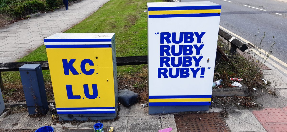 Sing it out when you're going past on Kirkstall  Rd, and get the kids in the back of the car to do the "aahs"...
#burleybanksy 
<a href="/curlywand/">Simon Kaiser 🤍💛💙</a> 
<a href="/WhiteyKaiser/">Whiteykaiser</a> 
<a href="/Rickontour/">Ricky Wilson</a>
<a href="/nickjdhodgson/">Nick Hodgson</a>