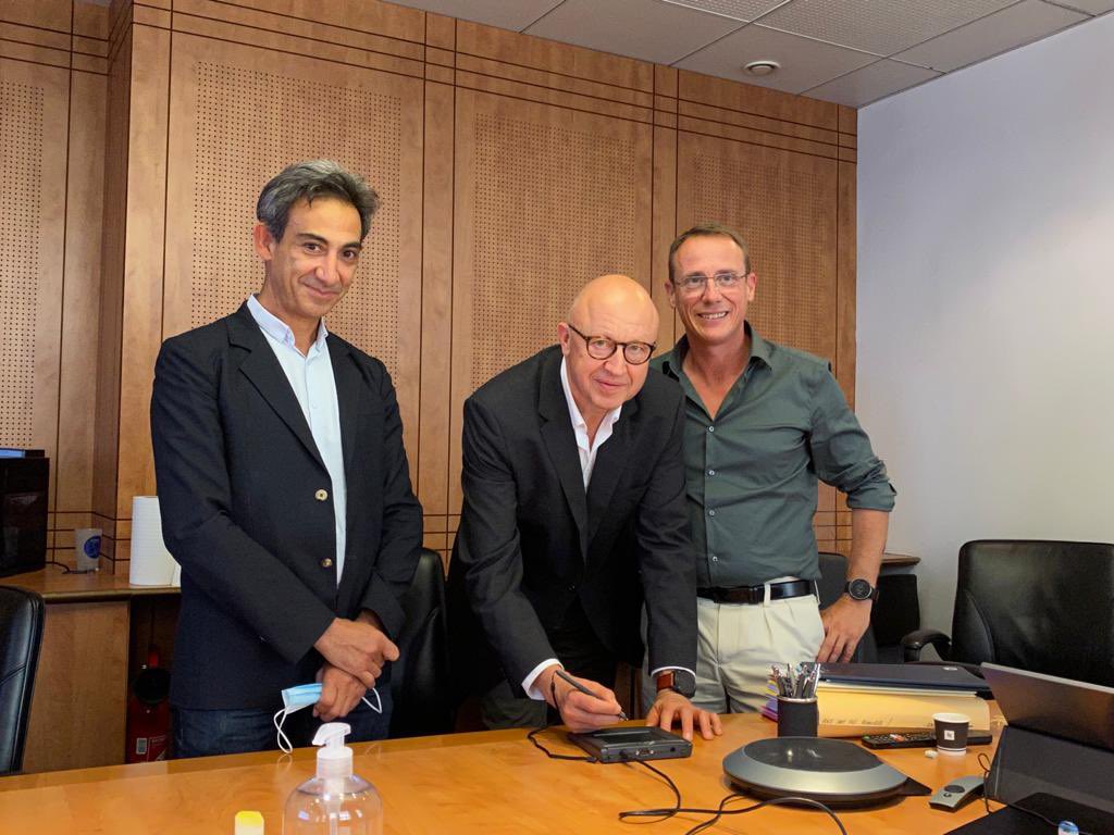 Pour nous aussi c’est la rentrée avec l’acquisition du terrain à qui accueillera le Campus @artfxschool nordiste ! Merci aux équipes municipales de <a href="/roubaix/">Ville de Roubaix</a> <a href="/TourcoingVille/">Ville De Tourcoing</a> et à la SEM Ville Renouvelée pour leur accueil et le délai record de la phase montage
#campus #artfx